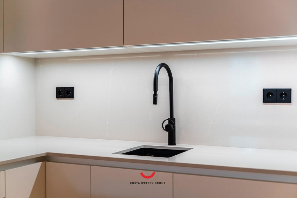 o_1hkteq623ka418791scjrj27r43a