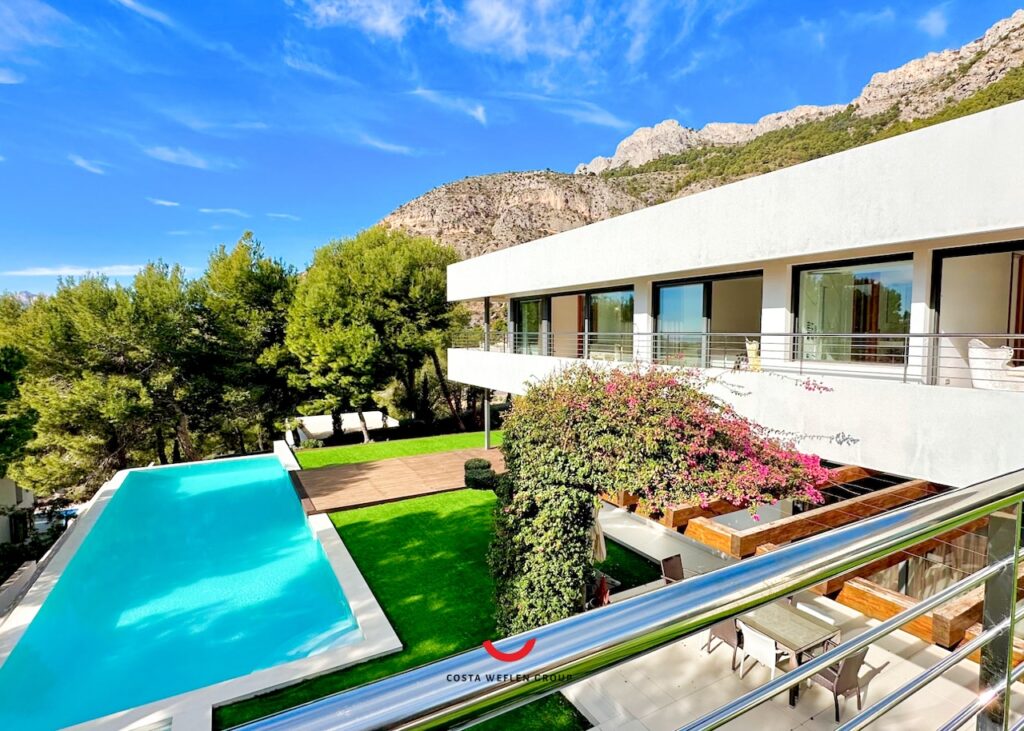 o_1hn0eag4erql1lrr6ro1mla1l7e5n