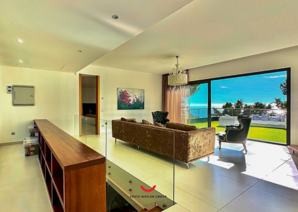 o_1hn0eag4f1qu91kqt1bv9fb9e7265