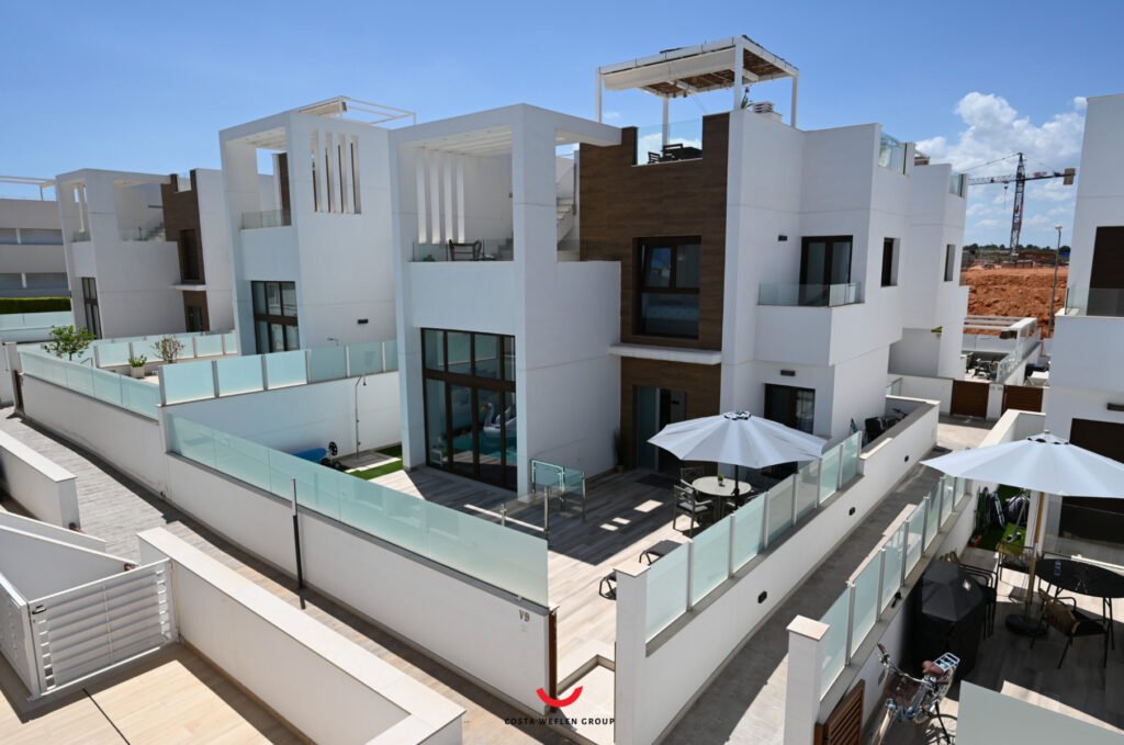 o_1hout0h33171pks86ab2pm1hbr2k