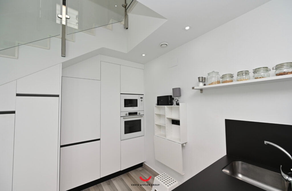 o_1hout0h331k694rc1tcem8pgts2p