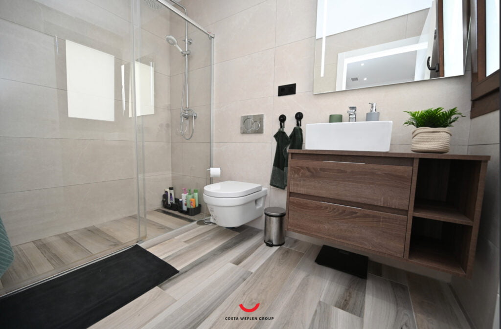 o_1hout0h34hhq19q91g3enif1a923c