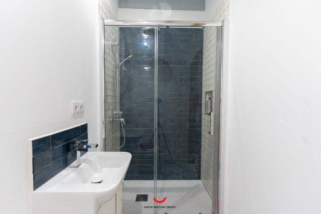 o_1hro755v31n4912k0h3a1rs6o5428