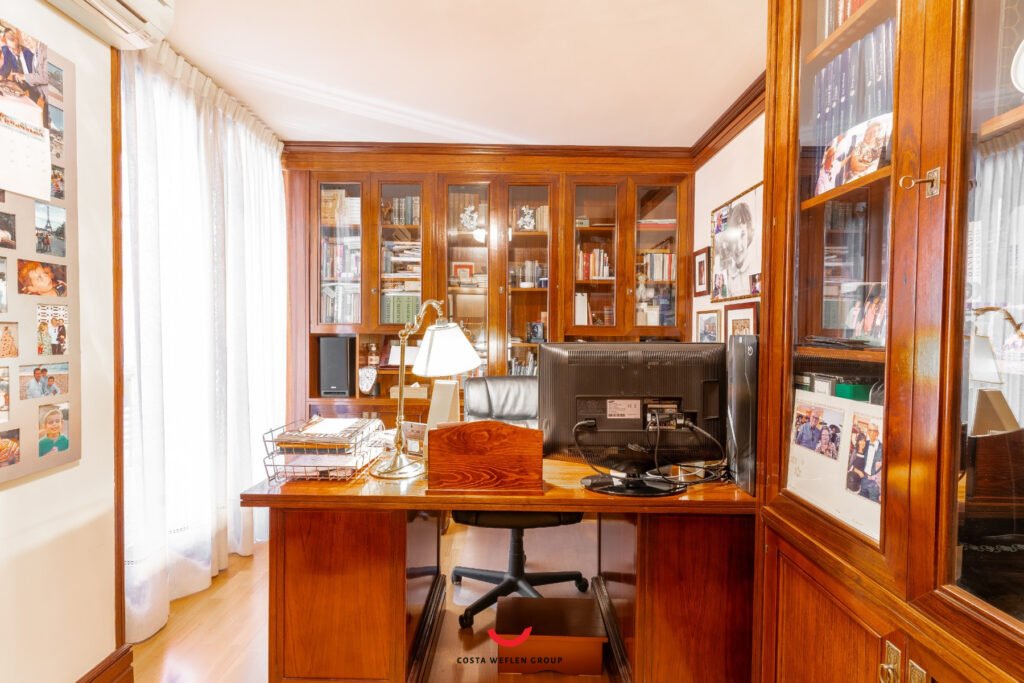 o_1ht9nlvu21575p8m1msi2q1tp3v