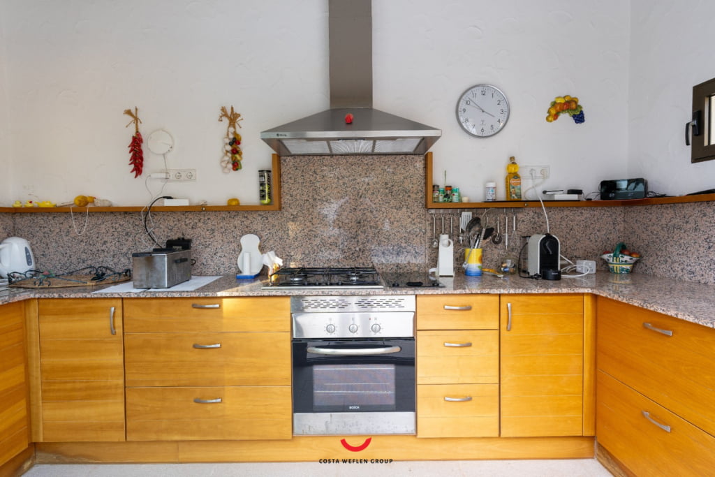 o_1hm1r6u3218bi167jhlj10q4lhb4j