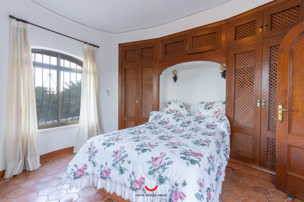 o_1hm1r6u337cv1sus124q1qev1gk05p